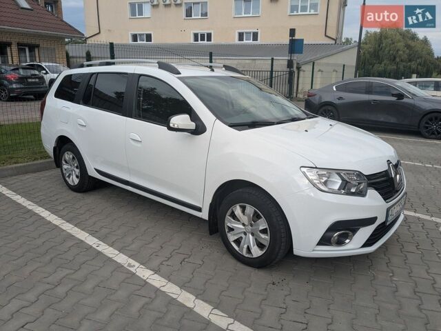 Белый Рено Логан МСВ, объемом двигателя 1.5 л и пробегом 49 тыс. км за 11000 $, фото 1 на Automoto.ua