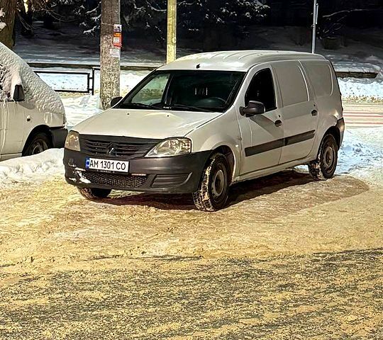 Білий Рено Логан, об'ємом двигуна 1.5 л та пробігом 456 тис. км за 3000 $, фото 1 на Automoto.ua