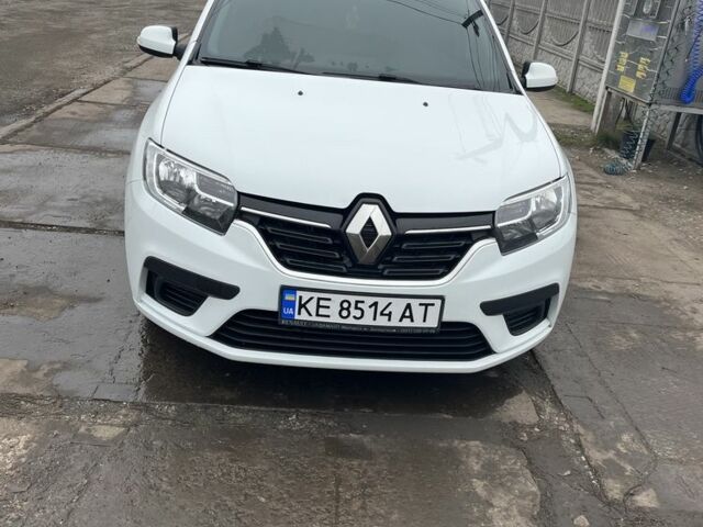 Білий Рено Логан, об'ємом двигуна 1 л та пробігом 120 тис. км за 7500 $, фото 1 на Automoto.ua