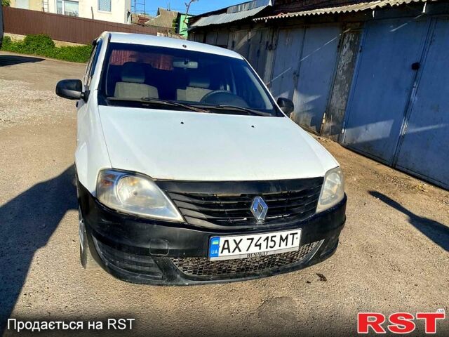 Белый Рено Логан, объемом двигателя 1.4 л и пробегом 280 тыс. км за 1900 $, фото 1 на Automoto.ua