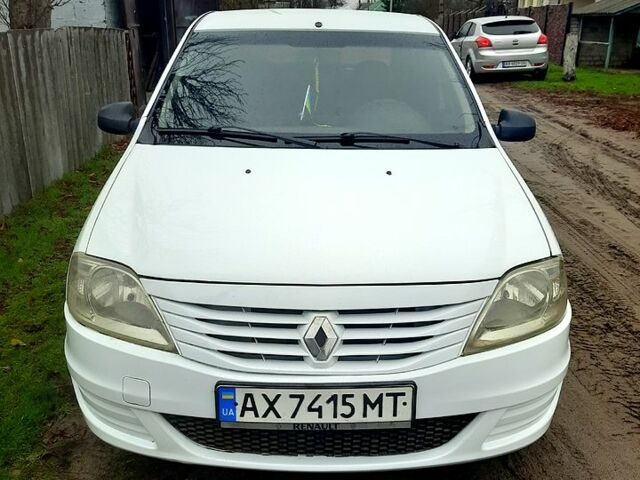 Білий Рено Логан, об'ємом двигуна 1.4 л та пробігом 276 тис. км за 3300 $, фото 1 на Automoto.ua