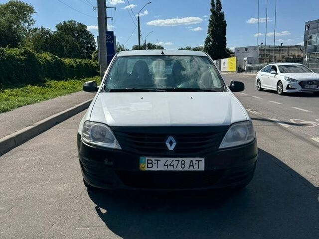 Білий Рено Логан, об'ємом двигуна 1.39 л та пробігом 202 тис. км за 2900 $, фото 1 на Automoto.ua
