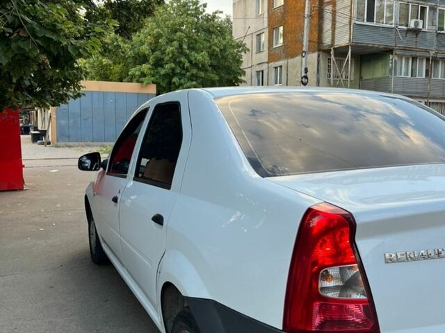Білий Рено Логан, об'ємом двигуна 1.39 л та пробігом 78 тис. км за 4500 $, фото 1 на Automoto.ua