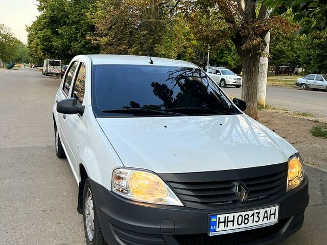 Білий Рено Логан, об'ємом двигуна 1.4 л та пробігом 78 тис. км за 4500 $, фото 1 на Automoto.ua