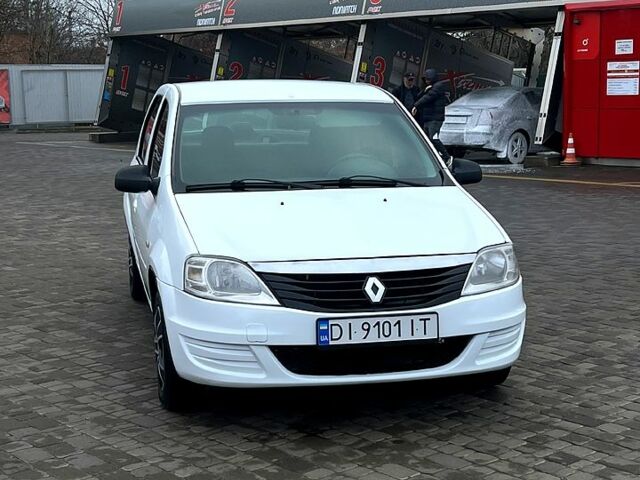 Білий Рено Логан, об'ємом двигуна 1.4 л та пробігом 317 тис. км за 2800 $, фото 1 на Automoto.ua