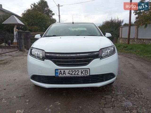Белый Рено Логан, объемом двигателя 1.15 л и пробегом 218 тыс. км за 4700 $, фото 1 на Automoto.ua