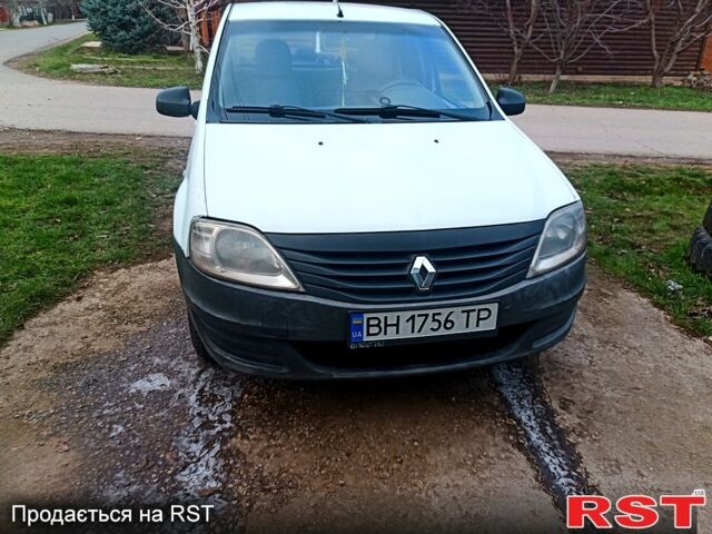 Белый Рено Логан, объемом двигателя 1.4 л и пробегом 1110 тыс. км за 3300 $, фото 1 на Automoto.ua