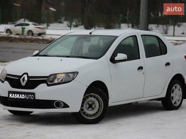 Білий Рено Логан, об'ємом двигуна 1.15 л та пробігом 338 тис. км за 3900 $, фото 1 на Automoto.ua