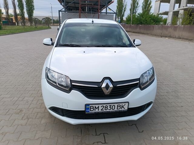 Белый Рено Логан, объемом двигателя 1.1 л и пробегом 198 тыс. км за 4500 $, фото 1 на Automoto.ua