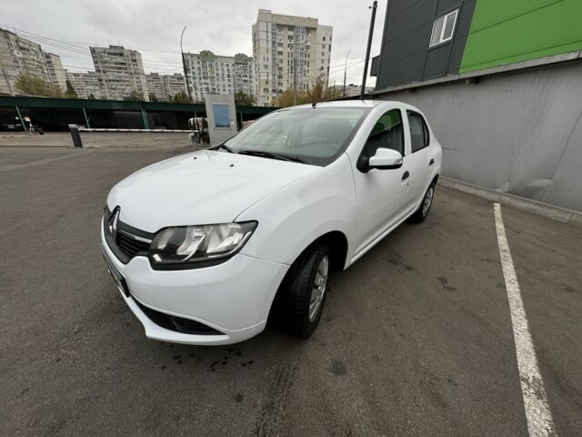 Белый Рено Логан, объемом двигателя 1.2 л и пробегом 177 тыс. км за 5250 $, фото 1 на Automoto.ua
