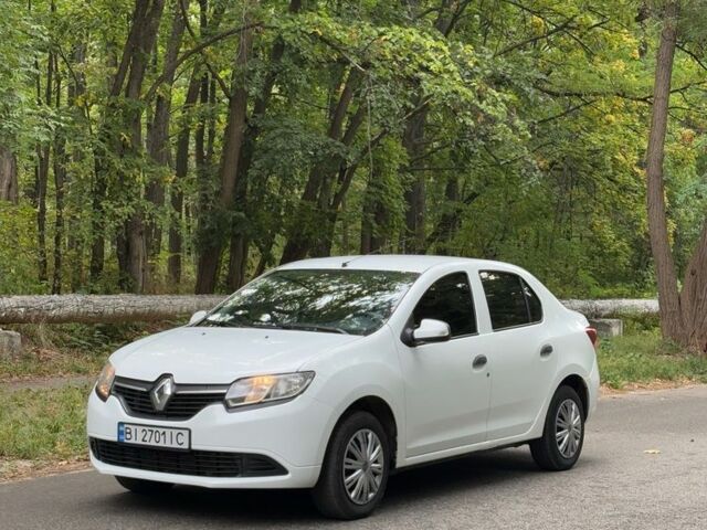 Білий Рено Логан, об'ємом двигуна 1.1 л та пробігом 330 тис. км за 4351 $, фото 1 на Automoto.ua