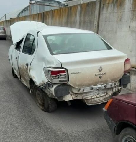 Белый Рено Логан, объемом двигателя 1.2 л и пробегом 200 тыс. км за 950 $, фото 1 на Automoto.ua