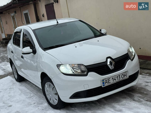 Білий Рено Логан, об'ємом двигуна 1.46 л та пробігом 187 тис. км за 5100 $, фото 1 на Automoto.ua
