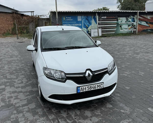 Білий Рено Логан, об'ємом двигуна 1.15 л та пробігом 261 тис. км за 4700 $, фото 1 на Automoto.ua