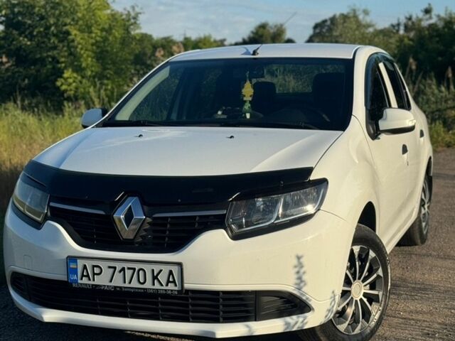 Белый Рено Логан, объемом двигателя 1.15 л и пробегом 398 тыс. км за 4000 $, фото 1 на Automoto.ua