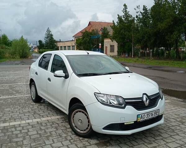 Белый Рено Логан, объемом двигателя 1.5 л и пробегом 106 тыс. км за 8900 $, фото 1 на Automoto.ua