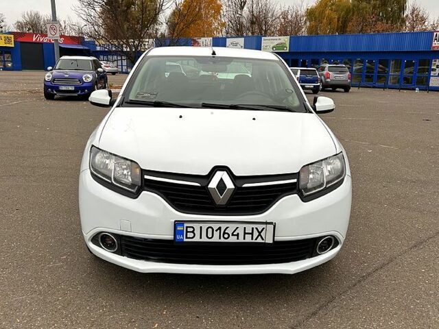 Білий Рено Логан, об'ємом двигуна 1.2 л та пробігом 246 тис. км за 5300 $, фото 1 на Automoto.ua