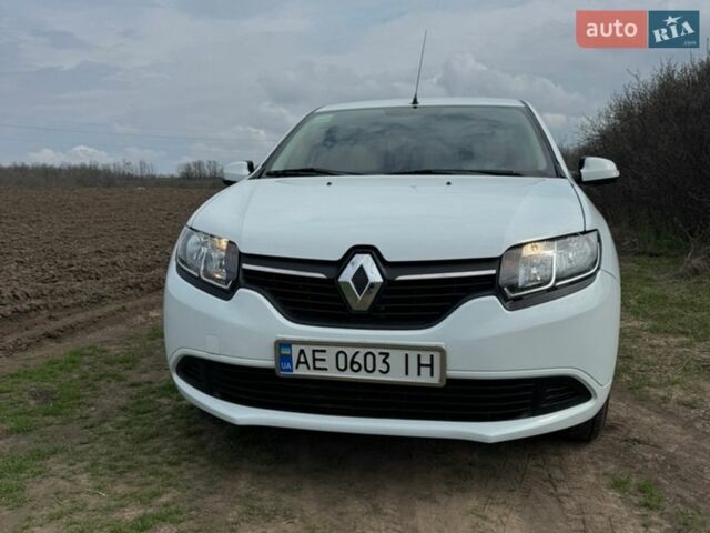 Белый Рено Логан, объемом двигателя 1.46 л и пробегом 124 тыс. км за 6250 $, фото 1 на Automoto.ua
