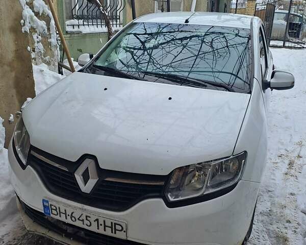 Белый Рено Логан, объемом двигателя 1.46 л и пробегом 207 тыс. км за 5500 $, фото 1 на Automoto.ua