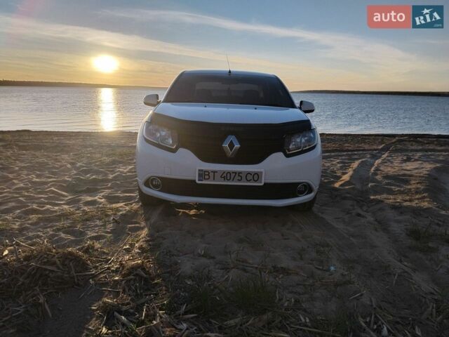 Белый Рено Логан, объемом двигателя 1.46 л и пробегом 195 тыс. км за 5900 $, фото 1 на Automoto.ua