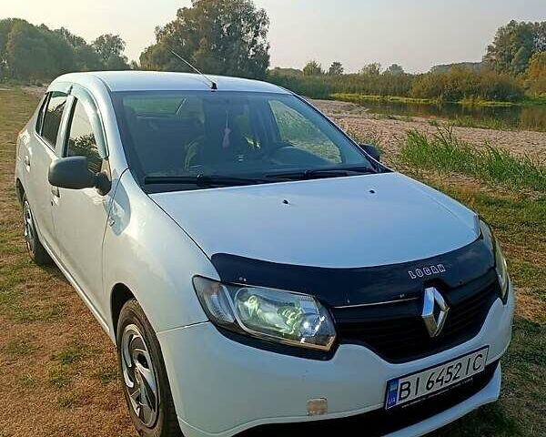 Білий Рено Логан, об'ємом двигуна 1.1 л та пробігом 226 тис. км за 5400 $, фото 1 на Automoto.ua