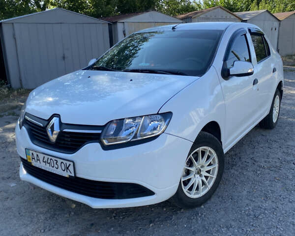 Белый Рено Логан, объемом двигателя 1.46 л и пробегом 180 тыс. км за 6600 $, фото 1 на Automoto.ua