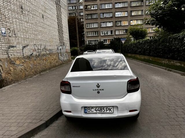 Білий Рено Логан, об'ємом двигуна 1.1 л та пробігом 345 тис. км за 2900 $, фото 1 на Automoto.ua