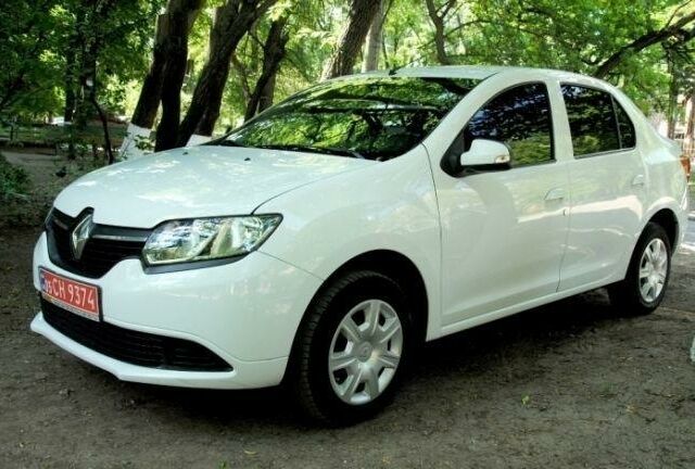 Белый Рено Логан, объемом двигателя 1.2 л и пробегом 190 тыс. км за 6900 $, фото 1 на Automoto.ua