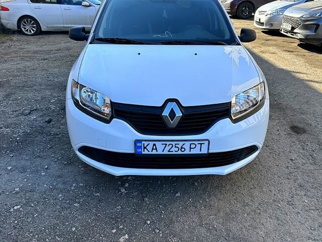 Белый Рено Логан, объемом двигателя 1.1 л и пробегом 75 тыс. км за 5200 $, фото 1 на Automoto.ua