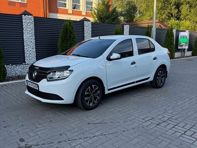Білий Рено Логан, об'ємом двигуна 1.2 л та пробігом 249 тис. км за 4500 $, фото 1 на Automoto.ua
