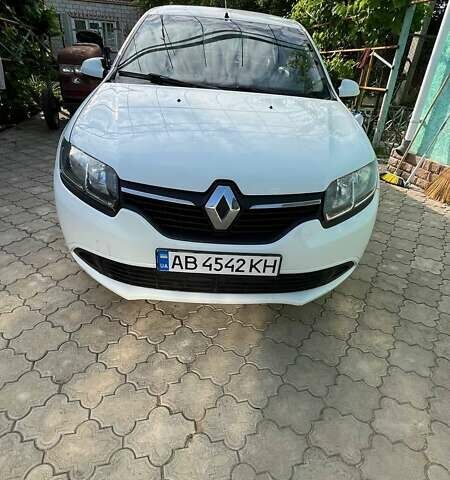 Білий Рено Логан, об'ємом двигуна 1.46 л та пробігом 245 тис. км за 4950 $, фото 1 на Automoto.ua