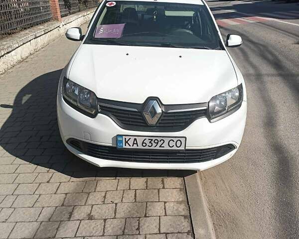 Белый Рено Логан, объемом двигателя 1.15 л и пробегом 188 тыс. км за 4300 $, фото 1 на Automoto.ua