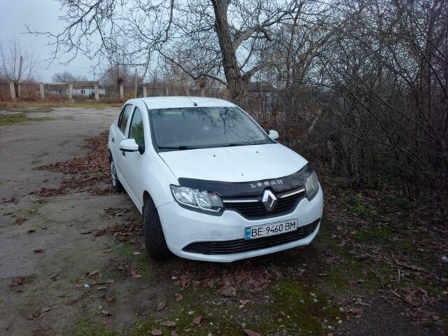 Белый Рено Логан, объемом двигателя 1.2 л и пробегом 260 тыс. км за 3200 $, фото 1 на Automoto.ua