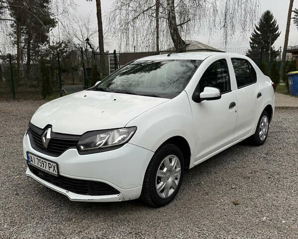Белый Рено Логан, объемом двигателя 1.15 л и пробегом 242 тыс. км за 3600 $, фото 1 на Automoto.ua