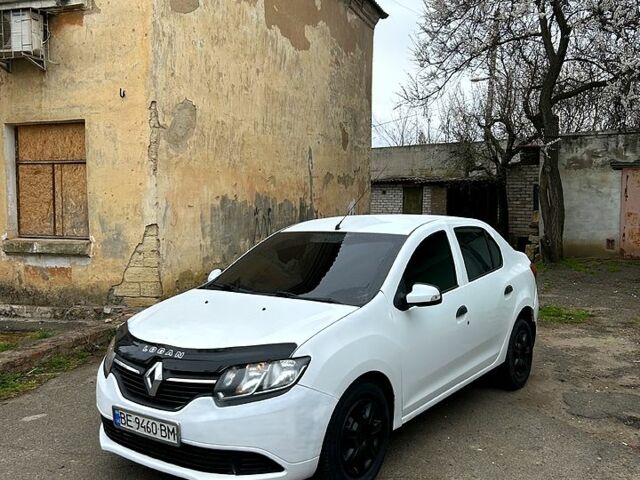 Белый Рено Логан, объемом двигателя 1.1 л и пробегом 0 тыс. км за 3700 $, фото 1 на Automoto.ua