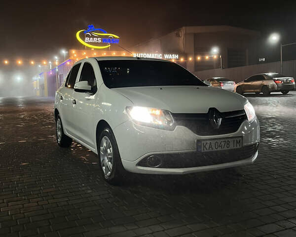 Белый Рено Логан, объемом двигателя 1.15 л и пробегом 247 тыс. км за 5700 $, фото 1 на Automoto.ua