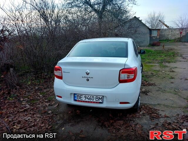 Білий Рено Логан, об'ємом двигуна 1.1 л та пробігом 266 тис. км за 3000 $, фото 1 на Automoto.ua