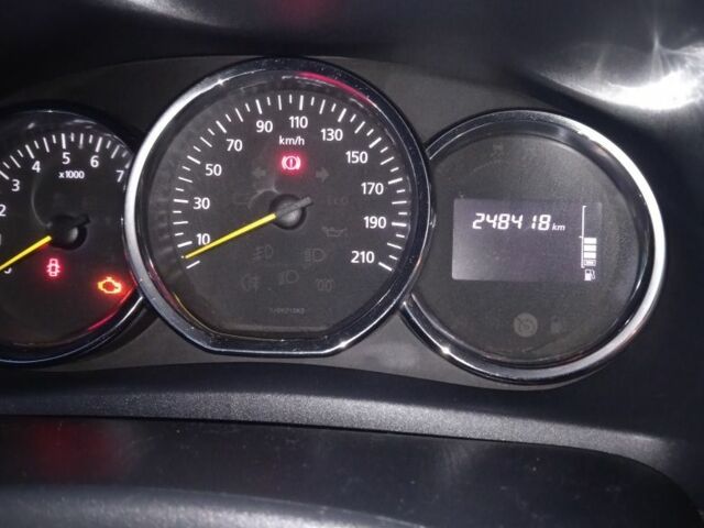 Білий Рено Логан, об'ємом двигуна 1.1 л та пробігом 240 тис. км за 2800 $, фото 1 на Automoto.ua