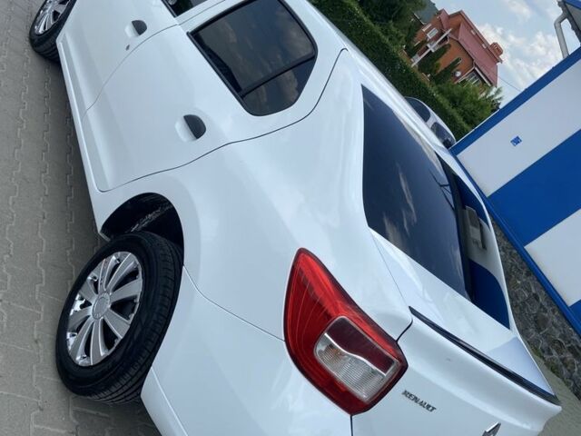 Білий Рено Логан, об'ємом двигуна 1.1 л та пробігом 200 тис. км за 3300 $, фото 1 на Automoto.ua