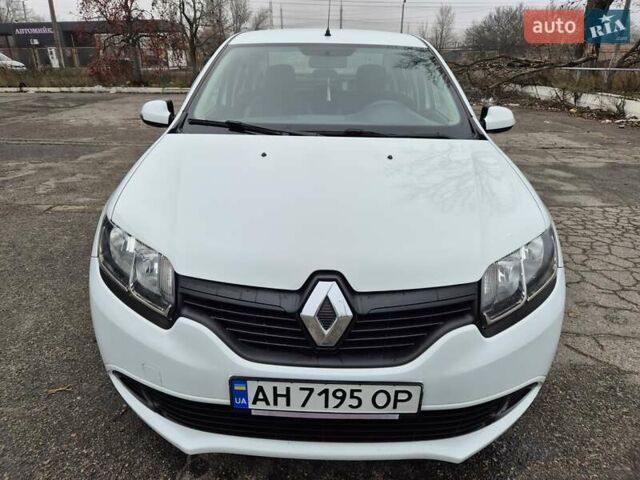Белый Рено Логан, объемом двигателя 1.15 л и пробегом 114 тыс. км за 6500 $, фото 1 на Automoto.ua