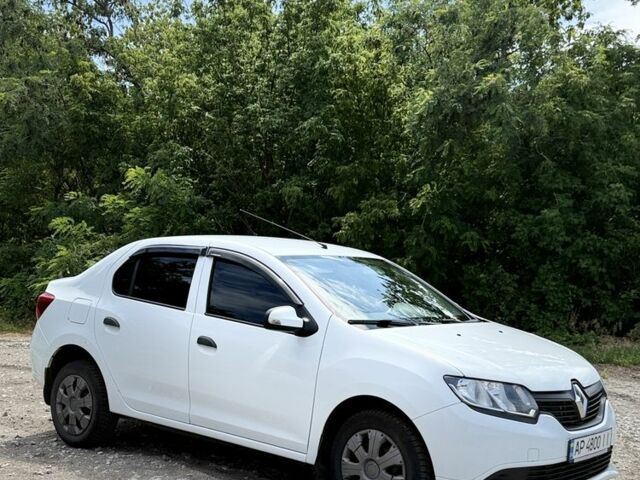 Белый Рено Логан, объемом двигателя 1.1 л и пробегом 128 тыс. км за 5600 $, фото 1 на Automoto.ua