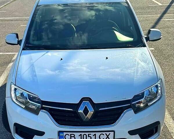 Белый Рено Логан, объемом двигателя 1.1 л и пробегом 198 тыс. км за 4400 $, фото 1 на Automoto.ua