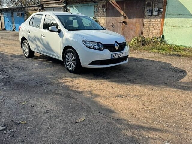 Білий Рено Логан, об'ємом двигуна 1.5 л та пробігом 173 тис. км за 5500 $, фото 1 на Automoto.ua