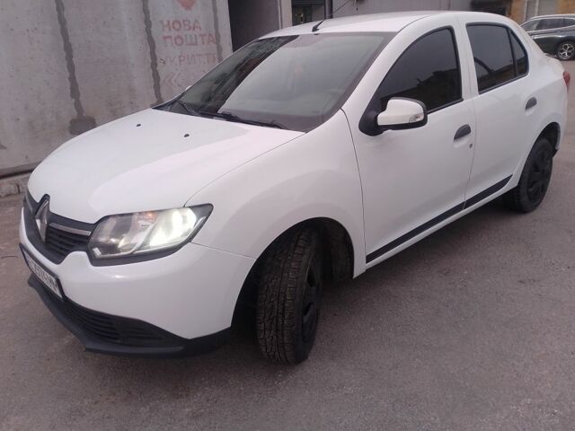 Білий Рено Логан, об'ємом двигуна 1.5 л та пробігом 270 тис. км за 6700 $, фото 1 на Automoto.ua