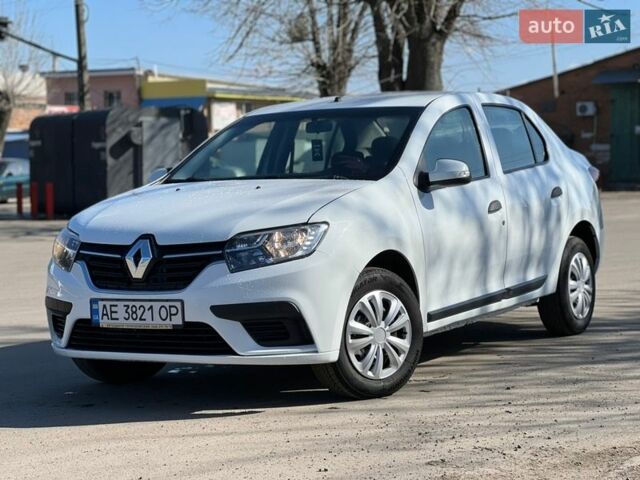 Білий Рено Логан, об'ємом двигуна 1.46 л та пробігом 233 тис. км за 5500 $, фото 1 на Automoto.ua