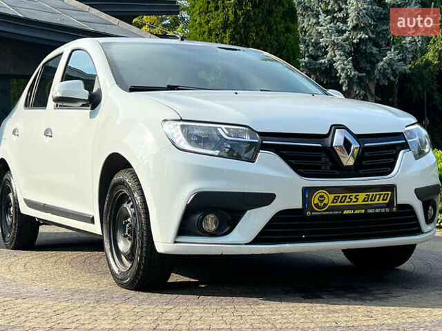 Белый Рено Логан, объемом двигателя 1.5 л и пробегом 107 тыс. км за 8999 $, фото 1 на Automoto.ua