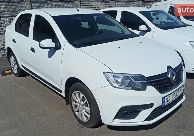 Белый Рено Логан, объемом двигателя 1.46 л и пробегом 287 тыс. км за 5500 $, фото 1 на Automoto.ua
