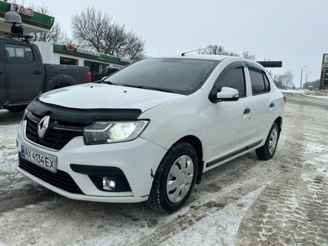 Білий Рено Логан, об'ємом двигуна 0.9 л та пробігом 430 тис. км за 3550 $, фото 1 на Automoto.ua