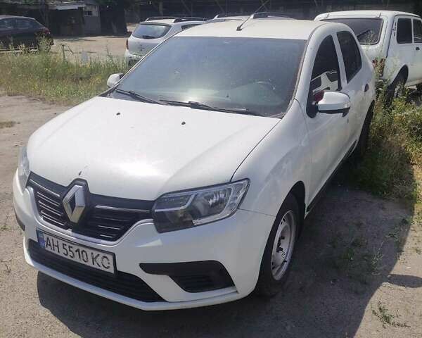 Белый Рено Логан, объемом двигателя 1.46 л и пробегом 100 тыс. км за 8500 $, фото 1 на Automoto.ua