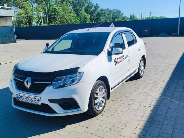 Білий Рено Логан, об'ємом двигуна 1.46 л та пробігом 325 тис. км за 7000 $, фото 1 на Automoto.ua